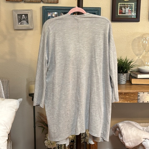 Anthropologie | Donni | Oversized Ribbed Open Front Duster Cardigan in Gray OS - Picture 5 of 12